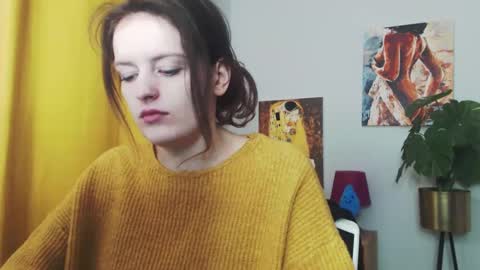 Nadine online show from 01/21/25, 06:22