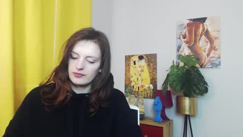 Nadine online show from 02/03/25, 12:36