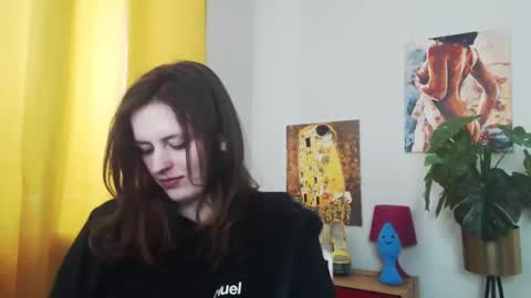 Nadine online show from 02/24/25, 12:26