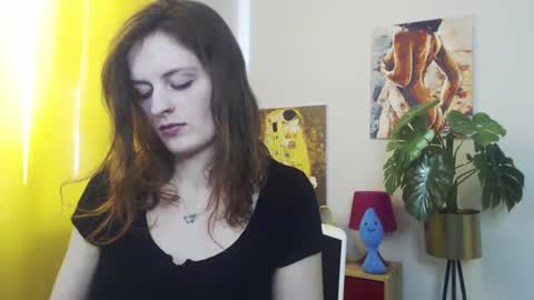 Nadine online show from 03/10/25, 12:26