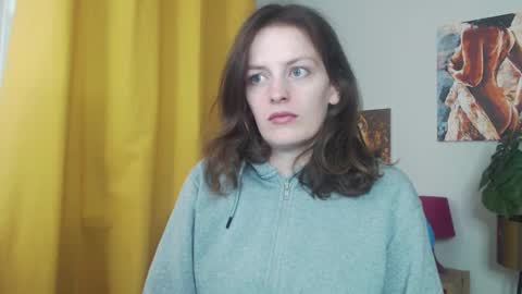 Nadine online show from 10/27/25, 05:44