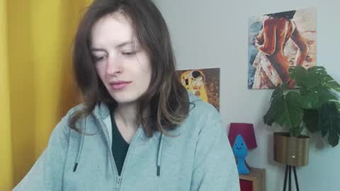 Nadine online show from 11/17/25, 05:46