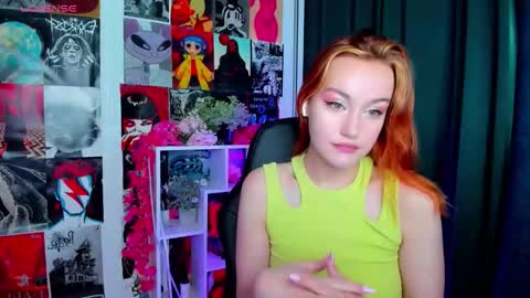 Snapshot of fane_stain chatting on 09/17/25, 02:35 Merida but you can call me Ida online show from 09/17/25, 02:35