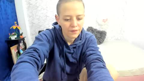 FANNY online show from 02/28/25, 03:37