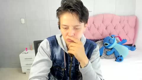 FANNY online show from 10/10/25, 04:11