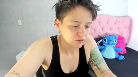 FANNY online show from 10/17/25, 02:26