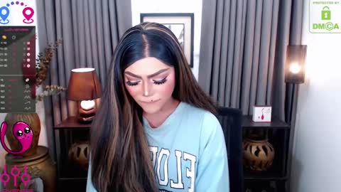 Snapshot of fantacyoflove chatting on 12/24/24, 08:38 YASI online show from 12/24/24, 08:38