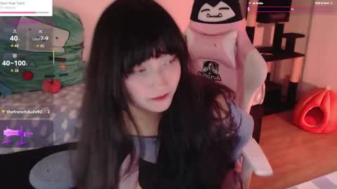 Snapshot of fantasma_gei chatting on 10/19/25, 12:22 Fantasma. online show from 10/19/25, 12:22