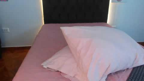 Ale online show from 03/21/26, 05:05