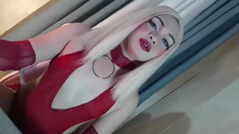 DANIELLA - DONT FORGET TO GIVE ME A THUMBSU UP online show from 01/15/26, 12:59