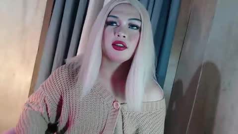 DANIELLA - DONT FORGET TO GIVE ME A THUMBSU UP online show from 04/24/26, 10:45