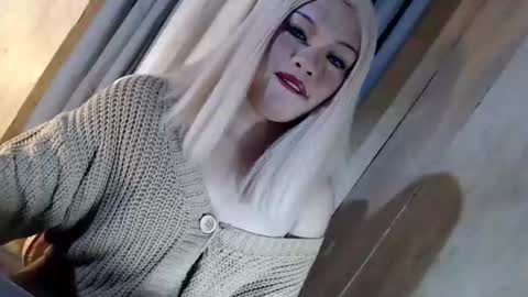 DANIELLA - DONT FORGET TO GIVE ME A THUMBSU UP online show from 06/26/26, 08:08