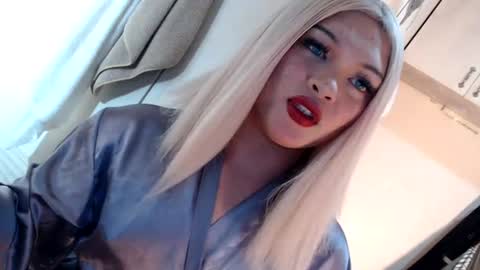 DANIELLA - DONT FORGET TO GIVE ME A THUMBSU UP online show from 07/13/26, 12:52