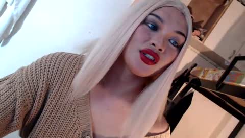 DANIELLA - DONT FORGET TO GIVE ME A THUMBSU UP online show from 07/22/26, 03:20
