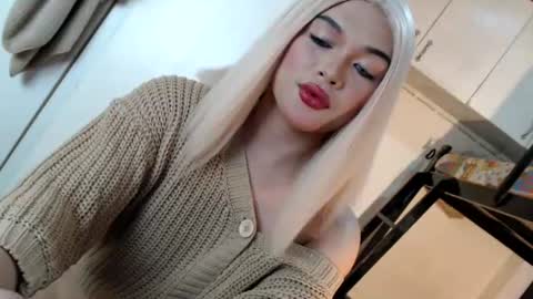 DANIELLA - DONT FORGET TO GIVE ME A THUMBSU UP online show from 08/01/26, 04:34