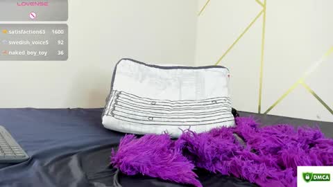 Snapshot of fantasy_33 chatting on 02/14/25, 06:19 fantasy online show from 02/14/25, 06:19