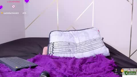 Snapshot of fantasy_33 chatting on 02/17/25, 05:10 fantasy online show from 02/17/25, 05:10