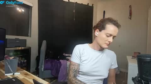 fantasydomgirl online show from 04/24/26, 03:20