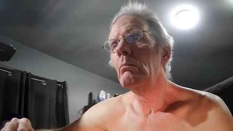 fantasyresort online show from 01/18/25, 04:15