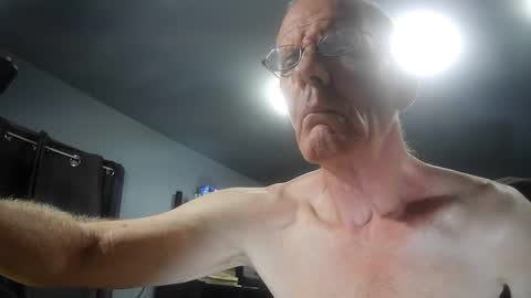 fantasyresort online show from 09/30/25, 03:11