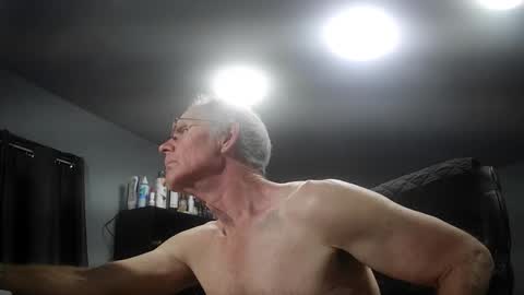 fantasyresort online show from 12/01/25, 04:06