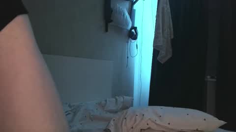 Kira online show from 02/27/26, 02:00