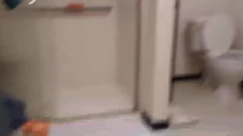 Snapshot of fapqueenc17 chatting on 02/10/25, 01:03 Scarlett online show from 02/10/25, 01:03