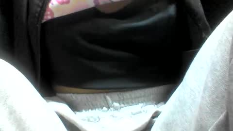 Snapshot of farantsaaly1 chatting on 09/10/25, 10:37 farantsaaly1 online show from 09/10/25, 10:37