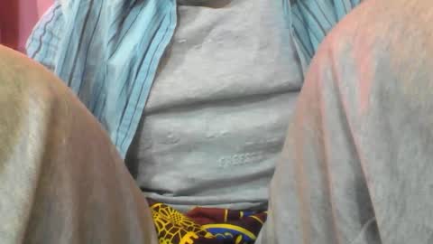 Snapshot of farantsaaly1 chatting on 09/24/25, 03:43 farantsaaly1 online show from 09/24/25, 03:43