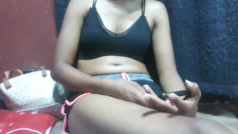 Snapshot of farantsaaly1 chatting on 11/03/25, 04:25 farantsaaly1 online show from 11/03/25, 04:25