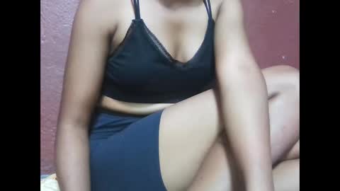 Snapshot of farantsaaly1 chatting on 12/22/25, 05:21 farantsaaly1 online show from 12/22/25, 05:21