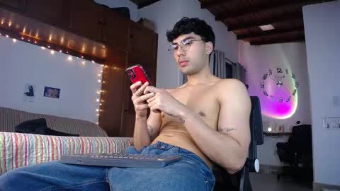 farid_24 online show from 03/23/26, 03:21