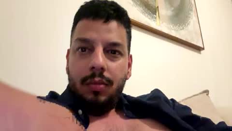 Snapshot of faried92 chatting on 11/11/25, 05:24 faried92 online show from 11/11/25, 05:24