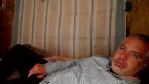 Snapshot of farrisshane1985 chatting on 02/15/26, 08:13 farrisshane1985 online show from 02/15/26, 08:13