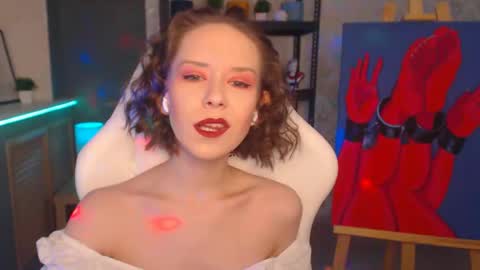 Fascinating   Eyes online show from 12/22/24, 06:48