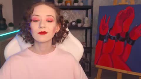 Fascinating   Eyes online show from 10/31/25, 07:04