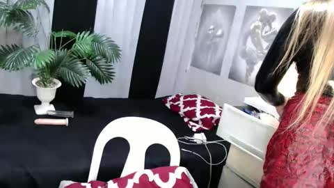 vana online show from 03/10/26, 06:57