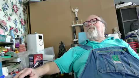 Fred. online show from 02/12/25, 03:40