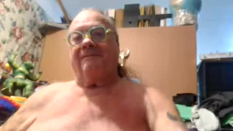 Snapshot of fatfreddythecat chatting on 07/12/26, 07:49 Fred. online show from 07/12/26, 07:49