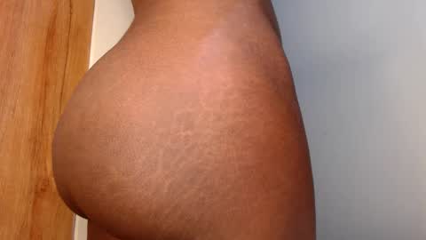 lexie online show from 02/09/26, 05:44