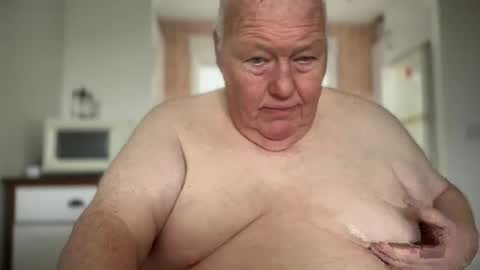 fatslutcutey online show from 01/01/25, 12:55