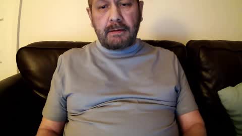 Snapshot of fatso21 chatting on 01/17/25, 05:19 fatso21 online show from 01/17/25, 05:19