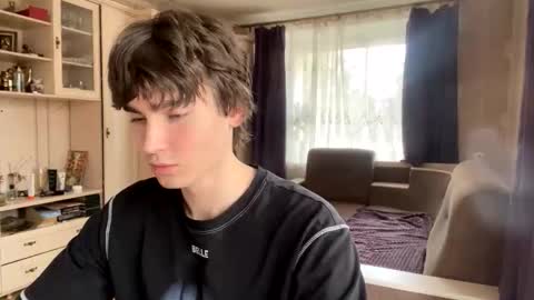 Faust online show from 10/03/25, 11:51