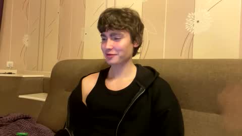 Faust online show from 10/09/25, 04:21