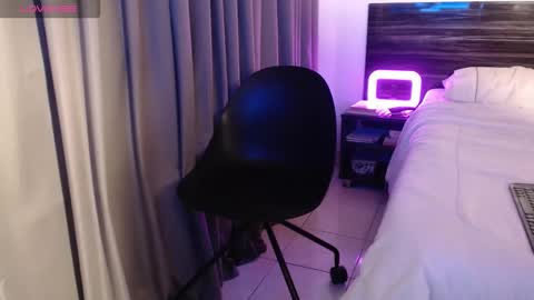 FAUSTO online show from 12/02/25, 08:37