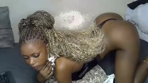 fauzia_byb2 online show from 04/07/26, 06:52