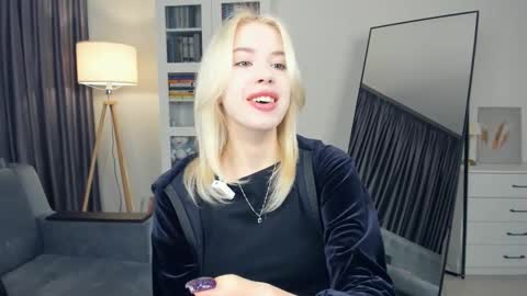 Emma online show from 01/09/26, 07:33