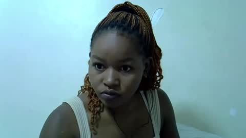 Snapshot of fay_love chatting on 11/24/25, 04:34 love online show from 11/24/25, 04:34