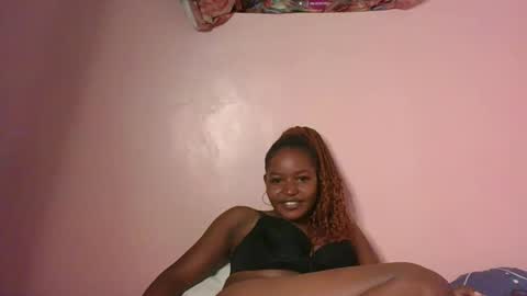 Snapshot of fay_love chatting on 12/14/25, 08:57 love online show from 12/14/25, 08:57