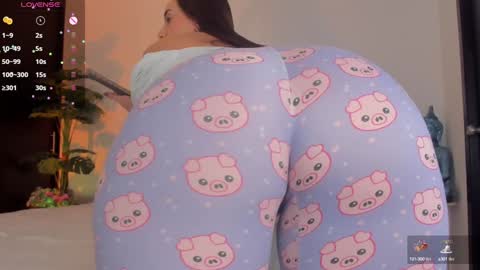 Snapshot of fay_miller2 chatting on 12/16/24, 12:26 welcome to my world online show from 12/16/24, 12:26